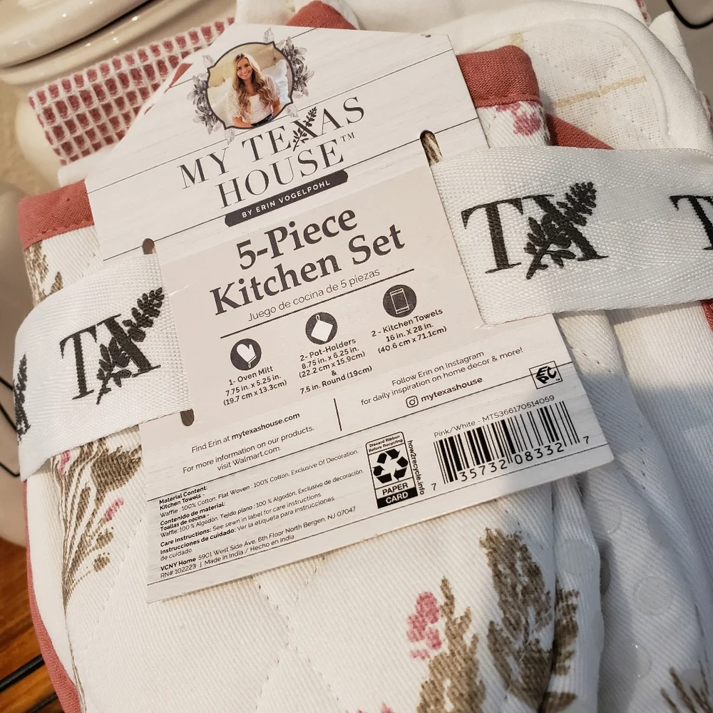 Kitchen Set - Picture 5 of 5